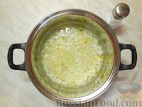 Фото приготовления рецепта: Молочный суп с рыбой - шаг №5