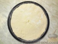 Фото приготовления рецепта: Осетинский пирог с капустой и сыром (кабускаджин) - шаг №19