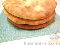 Фото приготовления рецепта: Осетинский пирог с капустой и сыром (кабускаджин) - шаг №22