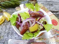 Фото приготовления рецепта: Салат из фасоли, помидоров и сельдерея - шаг №7