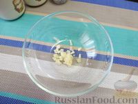 Фото приготовления рецепта: Шарики из кукурузной каши, с ореховым соусом - шаг №2