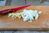 Фото приготовления рецепта: Курица в томатном соусе с сыром - шаг №6