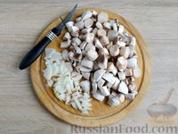 Фото приготовления рецепта: Куриные "колобки" с грибами и сыром - шаг №5