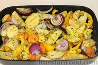 Фото приготовления рецепта: Индейка с овощами и грецкими орехами, запечённая в духовке - шаг №7