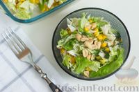 Фото к рецепту: Зеленый салат с кукурузой и арахисом