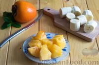 Фото приготовления рецепта: Смузи из хурмы, апельсина и банана - шаг №3