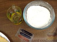 Фото приготовления рецепта: Имбирно-медовое печенье с глазурью - шаг №10