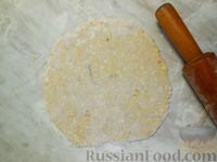 Фото приготовления рецепта: Блины с сёмгой, свёклой и сливочным сыром - шаг №12