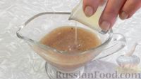 Фото приготовления рецепта: Свекольный суп с капустой, маринованными огурцами и брынзой - шаг №9