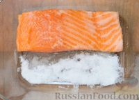 Фото приготовления рецепта: Как засолить красную рыбу - шаг №3