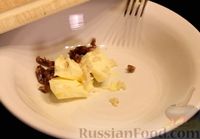 Фото приготовления рецепта: Сёмга с соусом из сливочного масла с анчоусами и чесноком - шаг №3