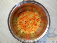 Фото приготовления рецепта: Картофельный суп-пюре с грибами - шаг №7