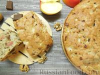 Фото к рецепту: Яблочный пирог с шоколадом и орехами