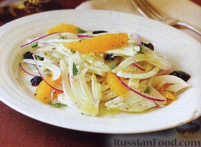 Рецепт Салат из фенхеля с апельсинами, луком и оливками