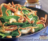 Фото к рецепту: Салат с курицей, свежим шпинатом и орешками кешью