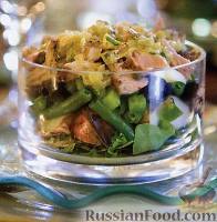 Фото к рецепту: Слоеный салат «Нисуаз» с тунцом