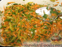 Фото приготовления рецепта: Баклажаны, фаршированные овощами - шаг №2