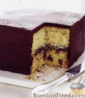 Фото к рецепту: Масляный пирог с шоколадным кремом