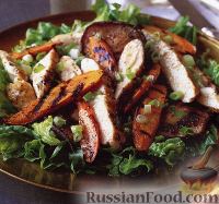 Фото к рецепту: Салат из курицы, моркови и грибов, жареных на гриле