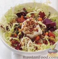 Фото к рецепту: Салат с печеной свеклой, чечевицей и козьим сыром