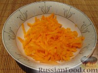 Фото приготовления рецепта: Пангасиус с овощами - шаг №4