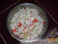 Фото приготовления рецепта: Салат с красной икрой - шаг №1