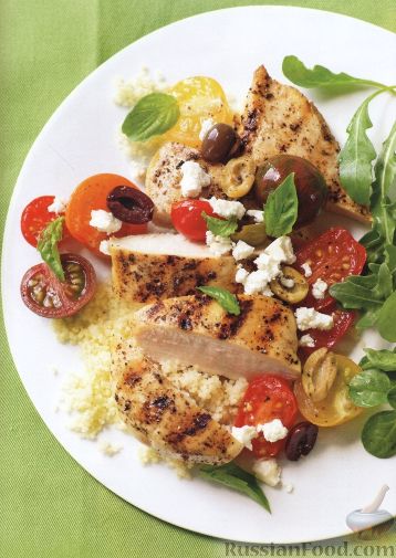 Рецепт Куриное филе с салатом из помидоров и оливок