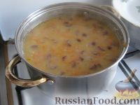 Фото приготовления рецепта: Суп гороховый с копченостями - шаг №9