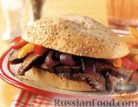 Фото к рецепту: Сэндвич с говядиной и овощами