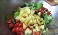 Фото приготовления рецепта: Салат "Нисуаз" с тунцом и картофелем - шаг №9