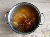 Фото приготовления рецепта: Сырный суп с фаршем - шаг №7