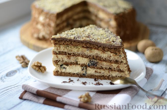 Медовый торт с черносливом и грецкими орехами - пошаговый рецепт с фото