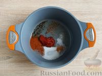 Фото приготовления рецепта: Куриная печень в остром томатном соусе - шаг №6