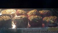 Фото приготовления рецепта: Фаршированный перец с курицей, грибами и булгуром, запечённый  в духовке - шаг №12