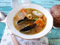 Фото к рецепту: Рыбный суп с морепродуктами