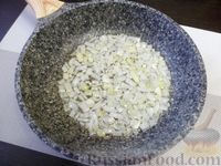 Фото приготовления рецепта: Фрикадельки из индейки, запечённые с овощным соусом - шаг №8