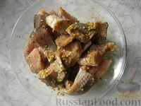 Фото приготовления рецепта: Рисовая запеканка с рыбой и овощами - шаг №2