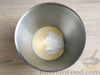 Фото приготовления рецепта: Блинный торт со сметанным кремом - шаг №3