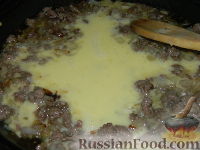 Фото приготовления рецепта: Роллы с мясом на завтрак - шаг №7