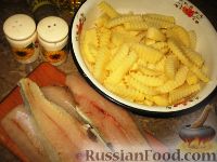 Фото приготовления рецепта: Рыба с картофелем - шаг №1