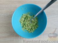 Фото приготовления рецепта: Закуска из авокадо и яиц - шаг №3