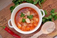 Фото к рецепту: Острый рыбный суп с томатами и сельдереем