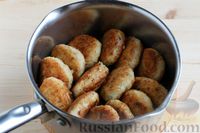 Фото приготовления рецепта: Куриные котлеты по-венгерски - шаг №10