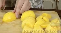 Фото приготовления рецепта: Ажурные блинчики-мешочки с начинкой из картофеля и бекона - шаг №2