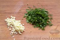 Фото приготовления рецепта: Маринованный болгарский перец с луком, чесноком и зеленью - шаг №8
