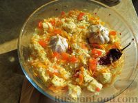 Фото к рецепту: "Плов" без казана: курица с рисом в духовке