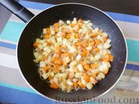 Фото приготовления рецепта: Суп из кролика, с фасолью, грибами и сливками - шаг №13
