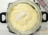 Фото приготовления рецепта: Плавленый сыр из творога (с беконом и грибами) - шаг №8