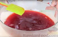 Фото приготовления рецепта: Заливной пирог с вишнёвой начинкой (на сковороде) - шаг №21