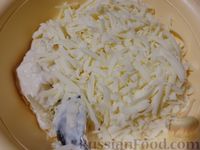 Фото приготовления рецепта: Запеканка из макарон с сыром, ветчиной и соусом бешамель - шаг №14